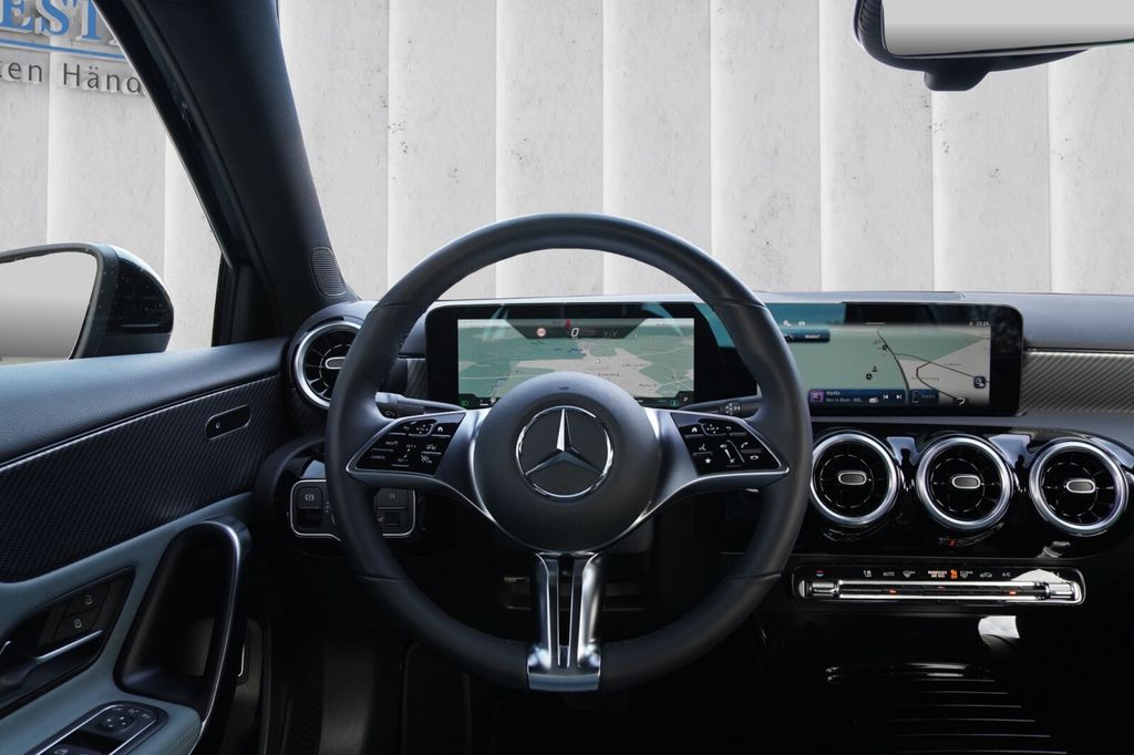 Mercedes-Benz A 180 2024