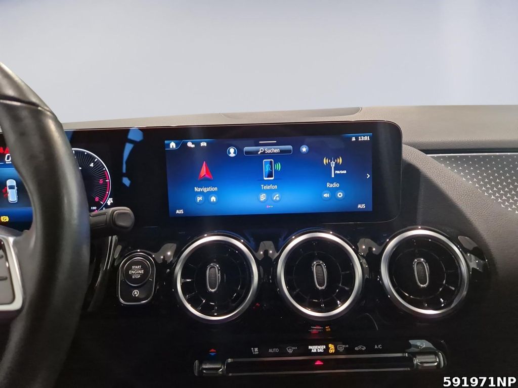 Mercedes-Benz B 200 2024