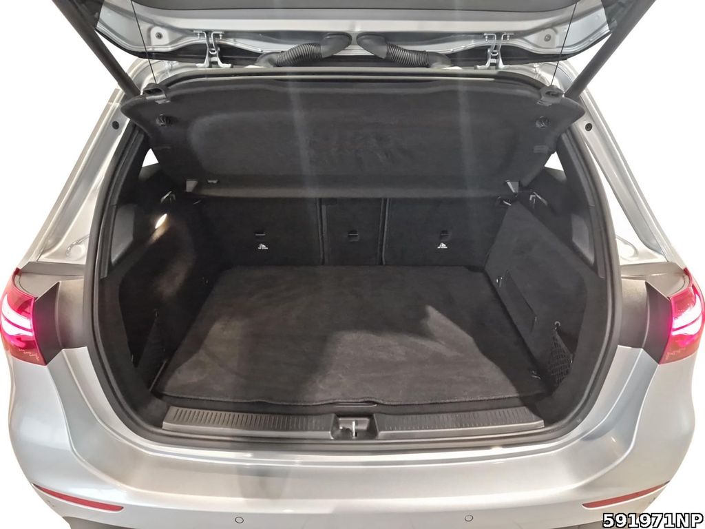 Mercedes-Benz B 200 2024