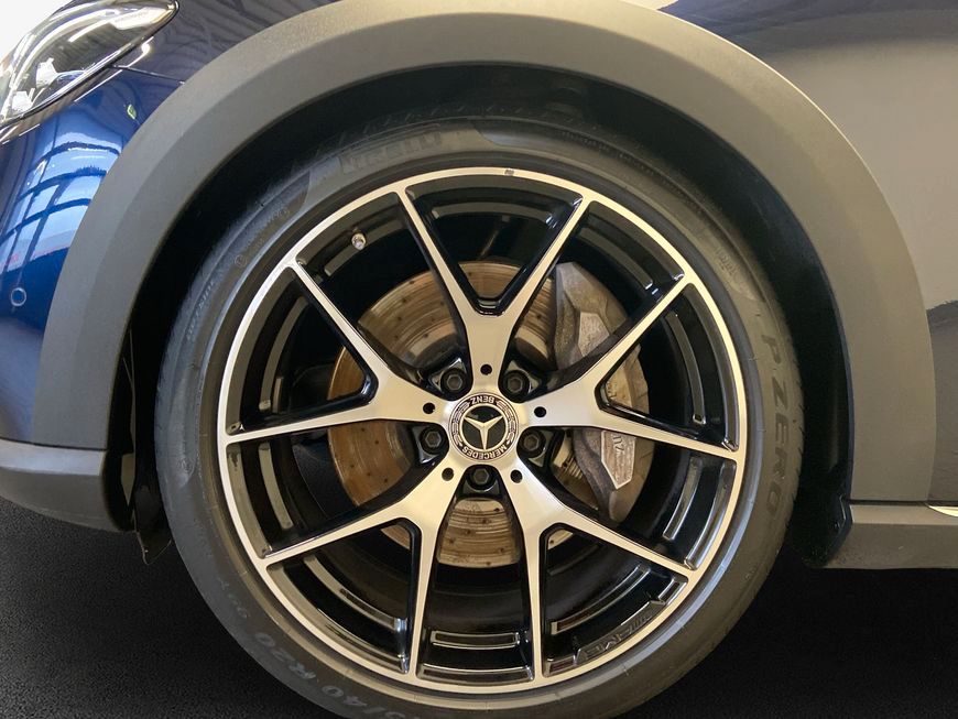 Mercedes-Benz E 400 2023