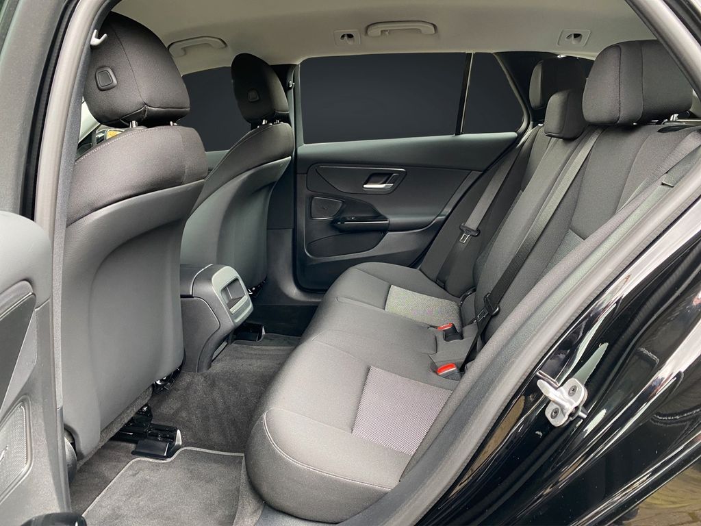 Mercedes-Benz C 200 2023