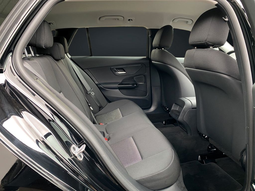 Mercedes-Benz C 200 2023