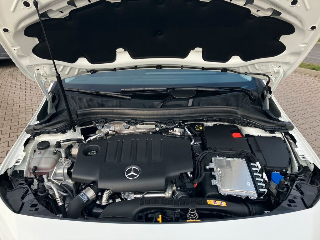 Mercedes-Benz B 200 2024