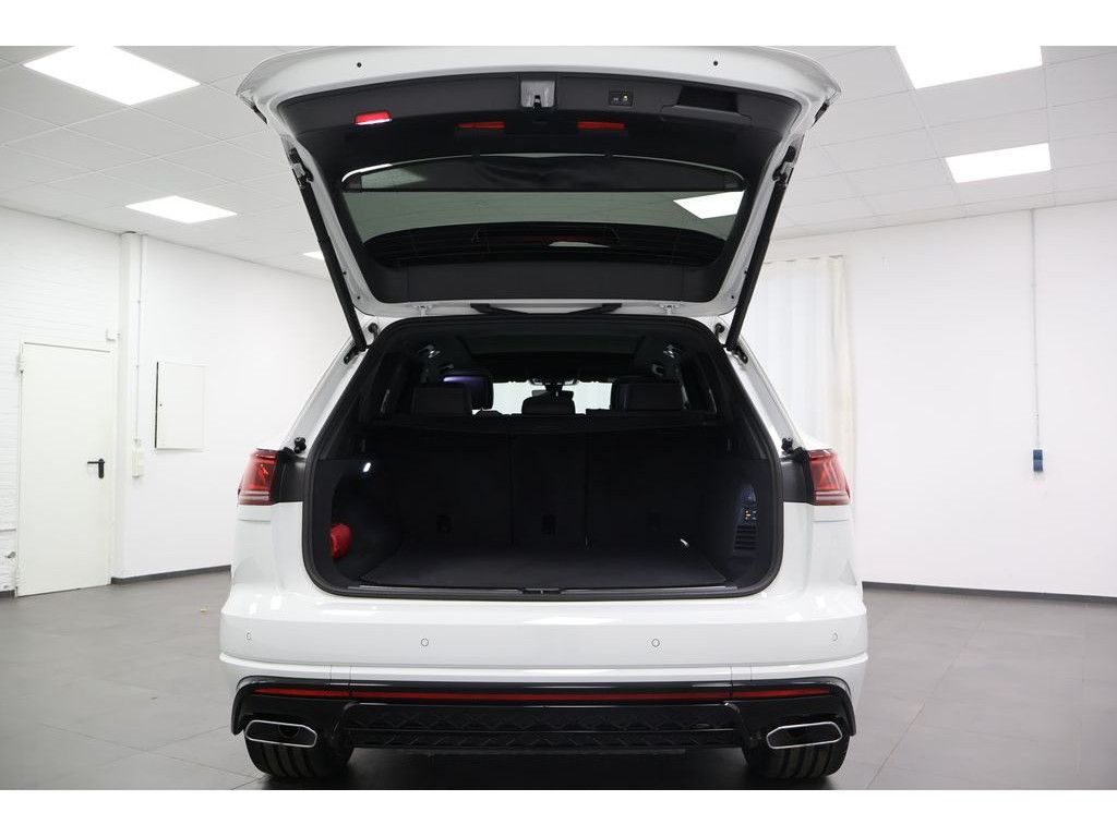 Volkswagen Touareg 2025