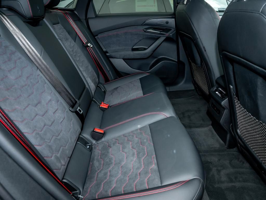 Audi A6 e-tron 2025