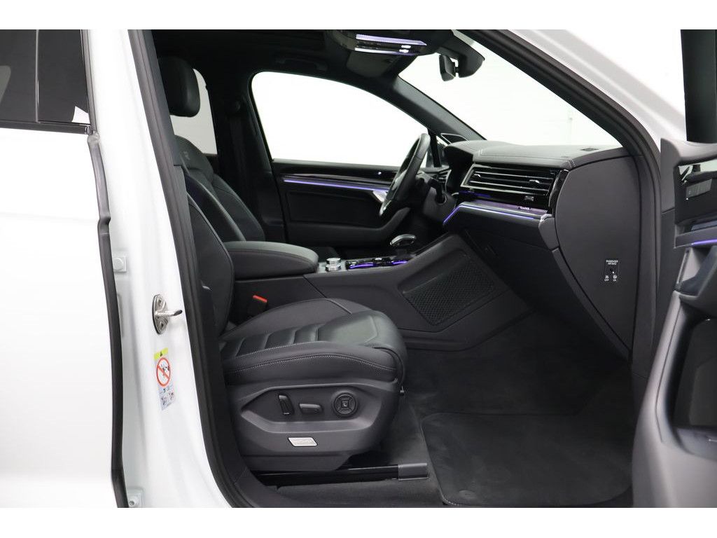 Volkswagen Touareg 2025