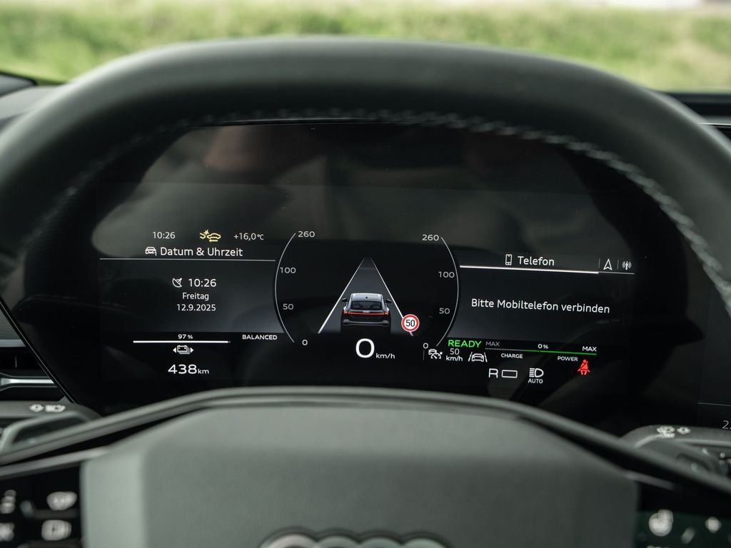Audi Q6 e-tron 2025
