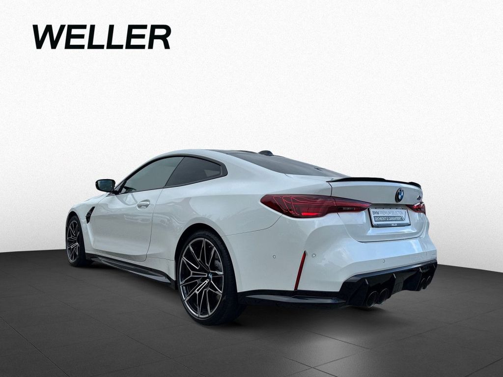 BMW M4 2025