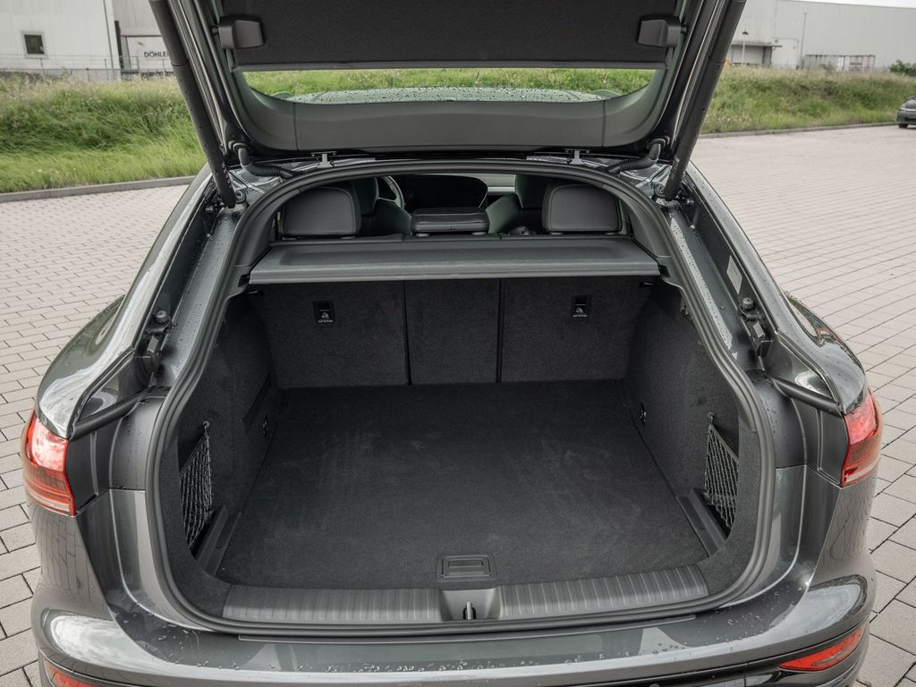 Audi Q6 e-tron 2025