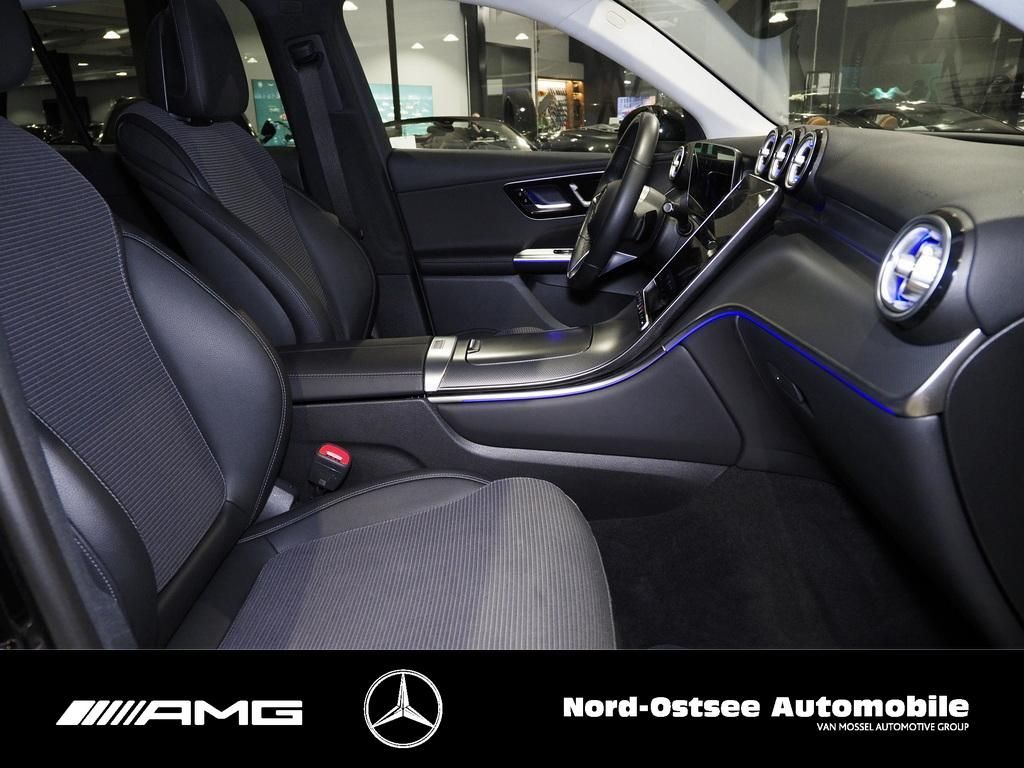 Mercedes-Benz GLC 300 2023