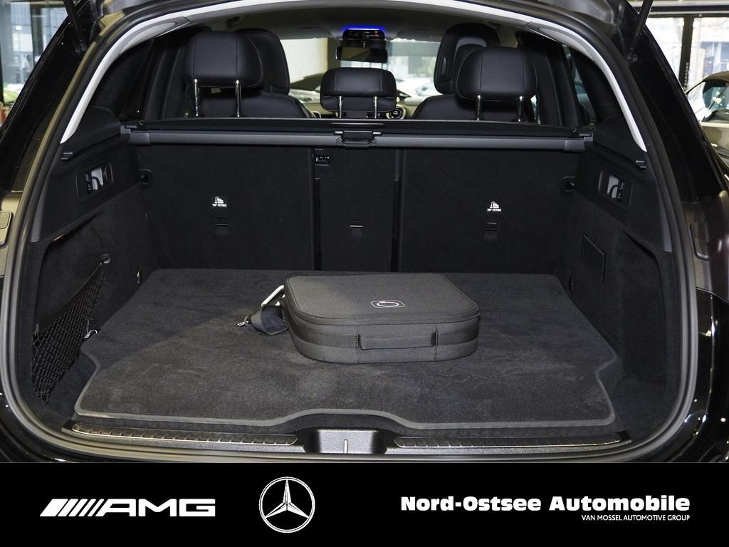 Mercedes-Benz GLC 300 2023