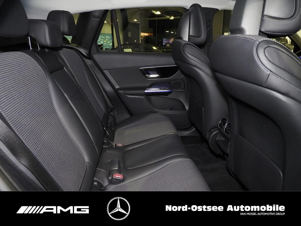 Mercedes-Benz GLC 300 2023