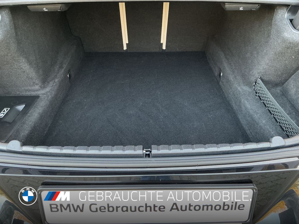 BMW M8 2022