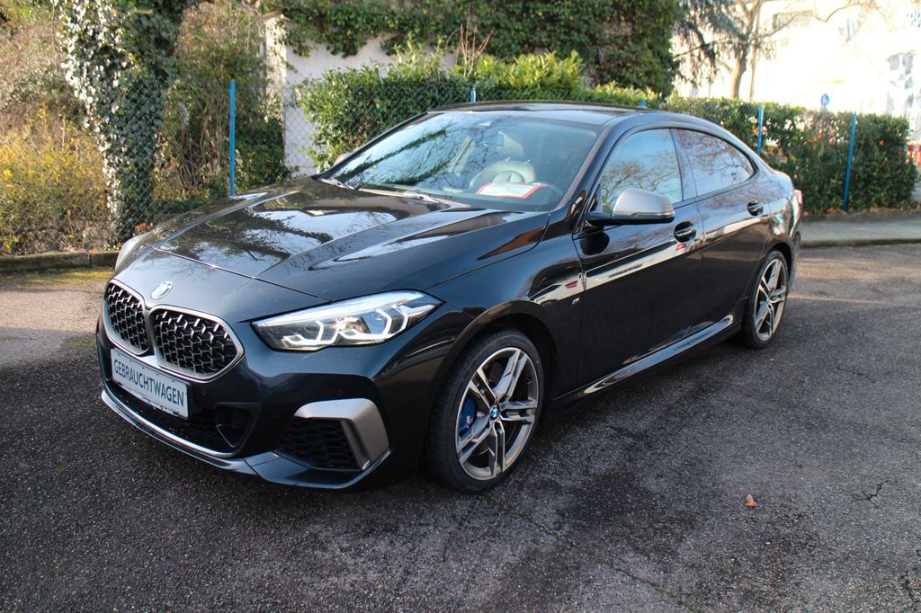 BMW M235 2022