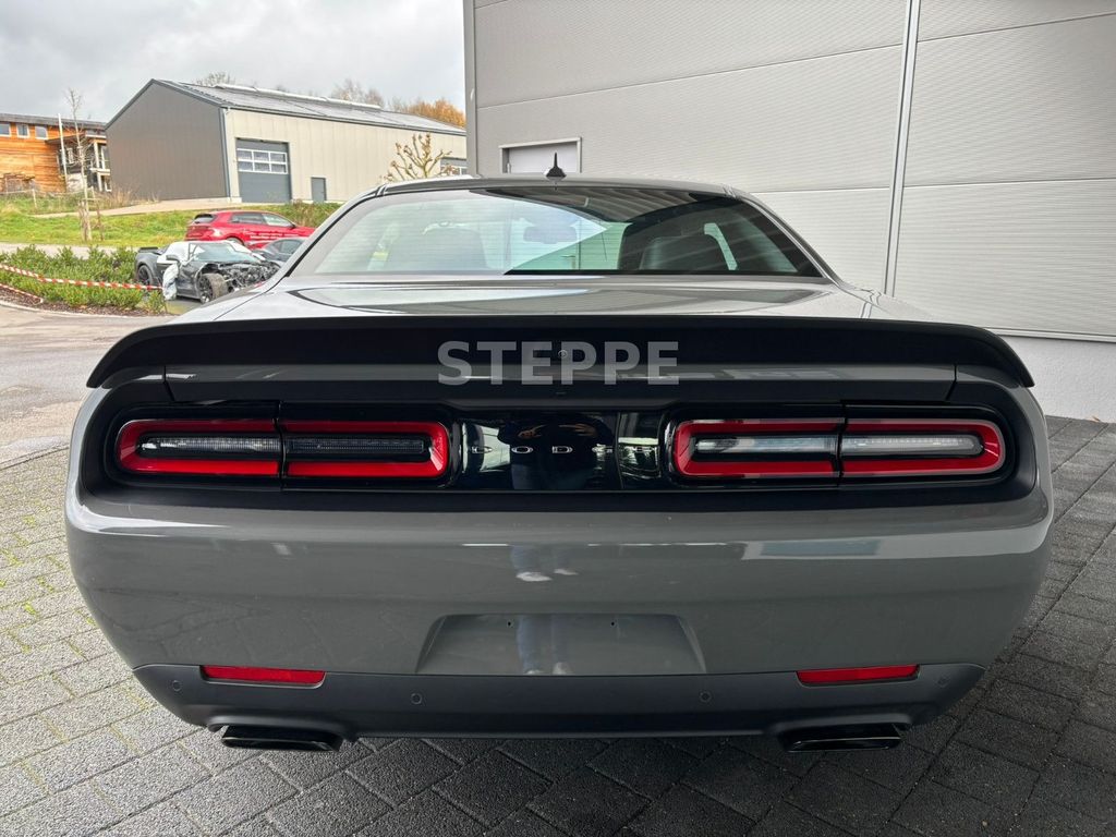 Dodge Challenger 2025