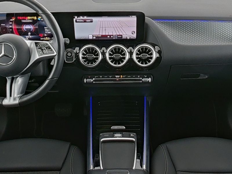 Mercedes-Benz B 250 2024