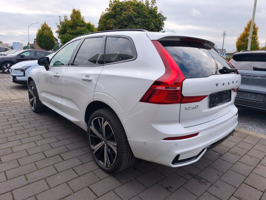 Volvo XC60 2025