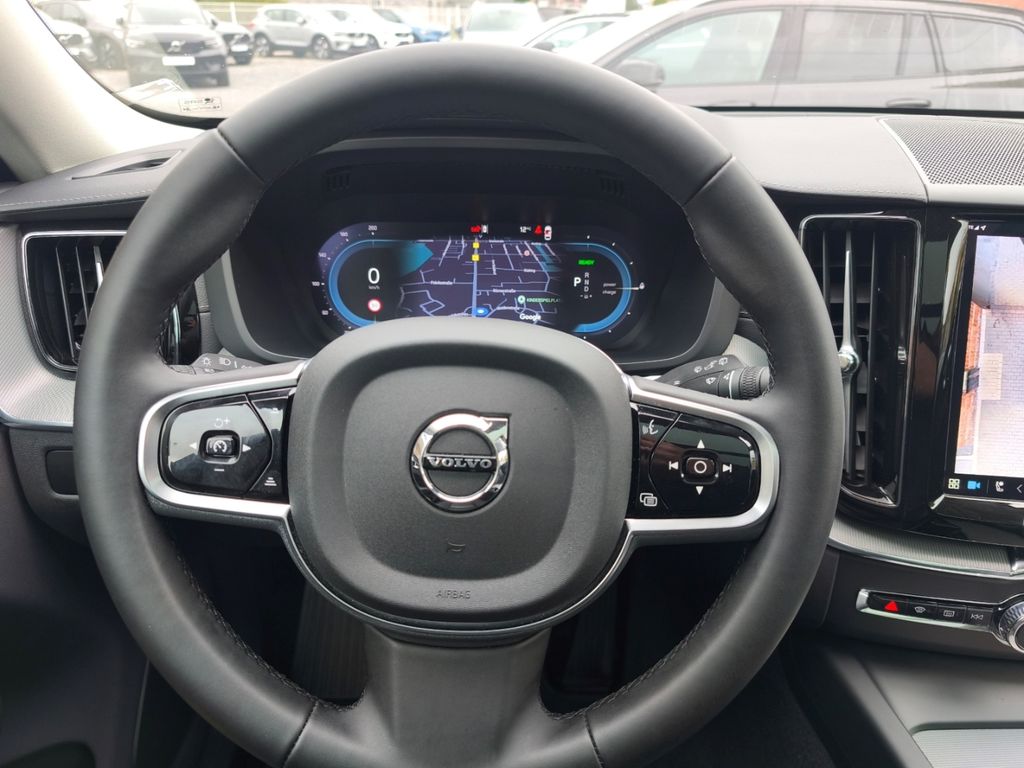Volvo XC60 2025