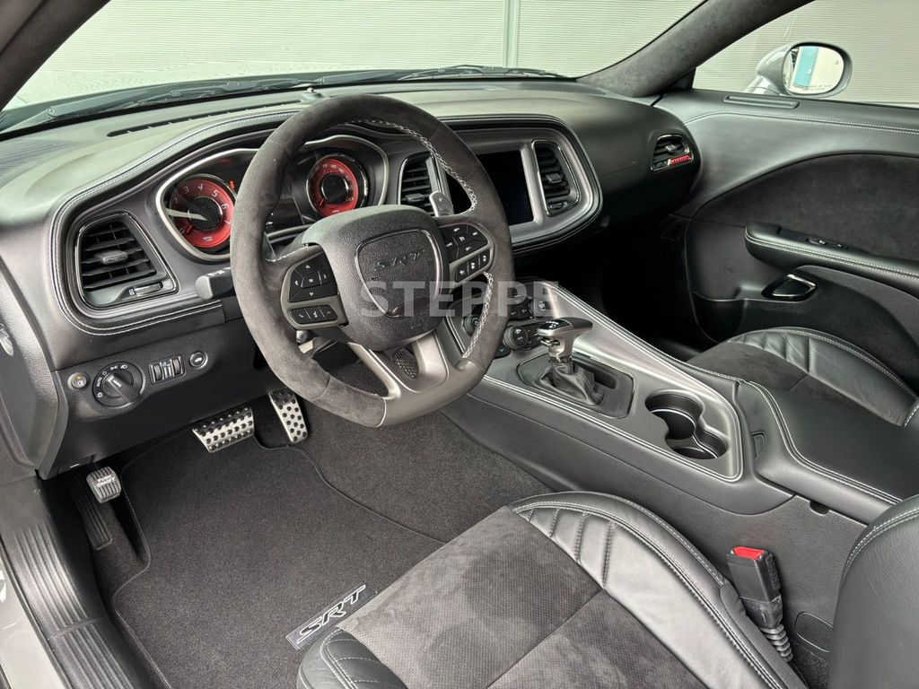 Dodge Challenger 2025