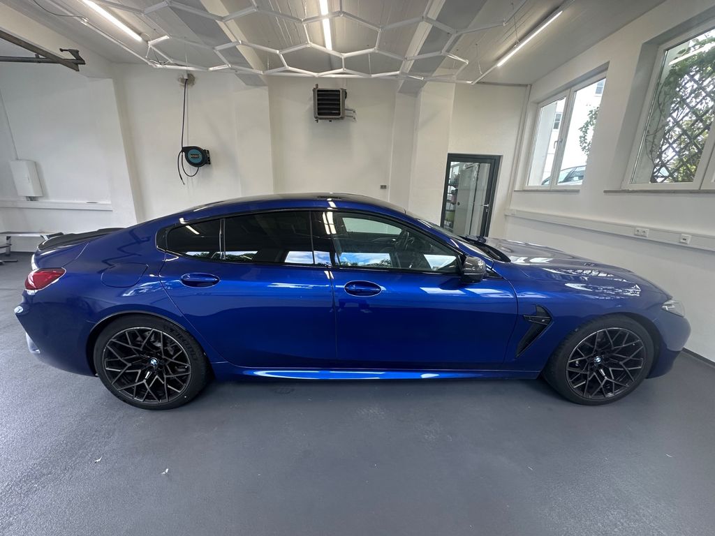 BMW M8 2022