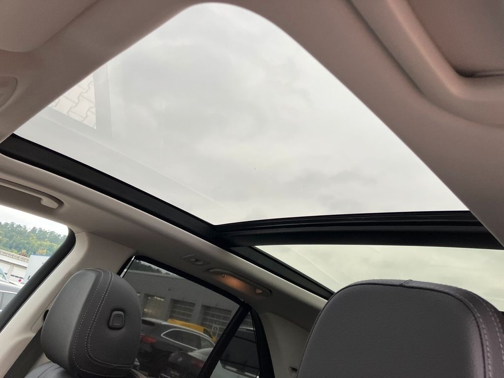 Mercedes-Benz GLE 350 2025