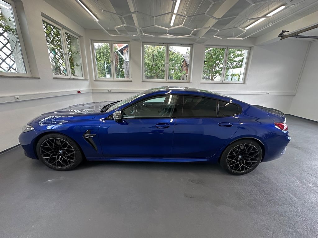 BMW M8 2022