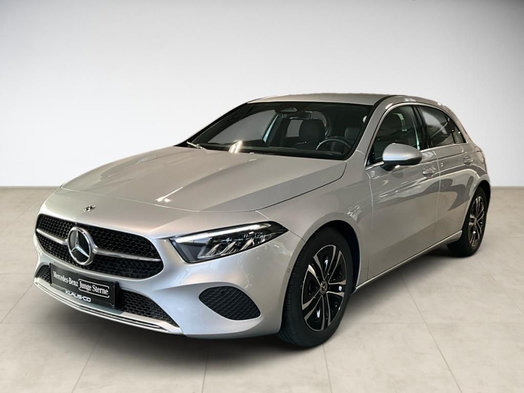 Mercedes-Benz A 200 2023