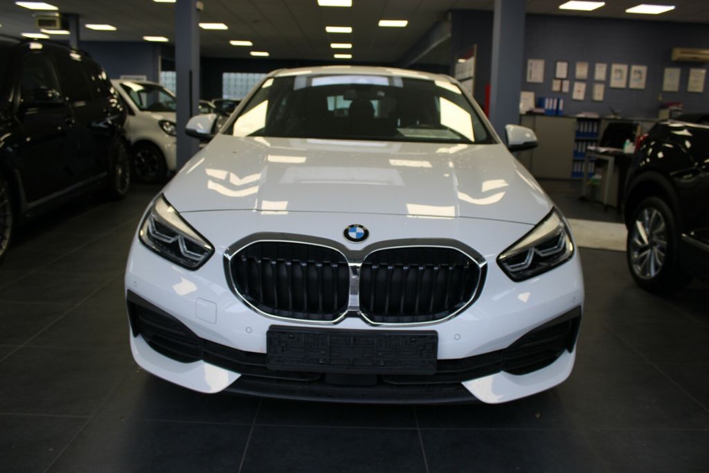 BMW 118 2022