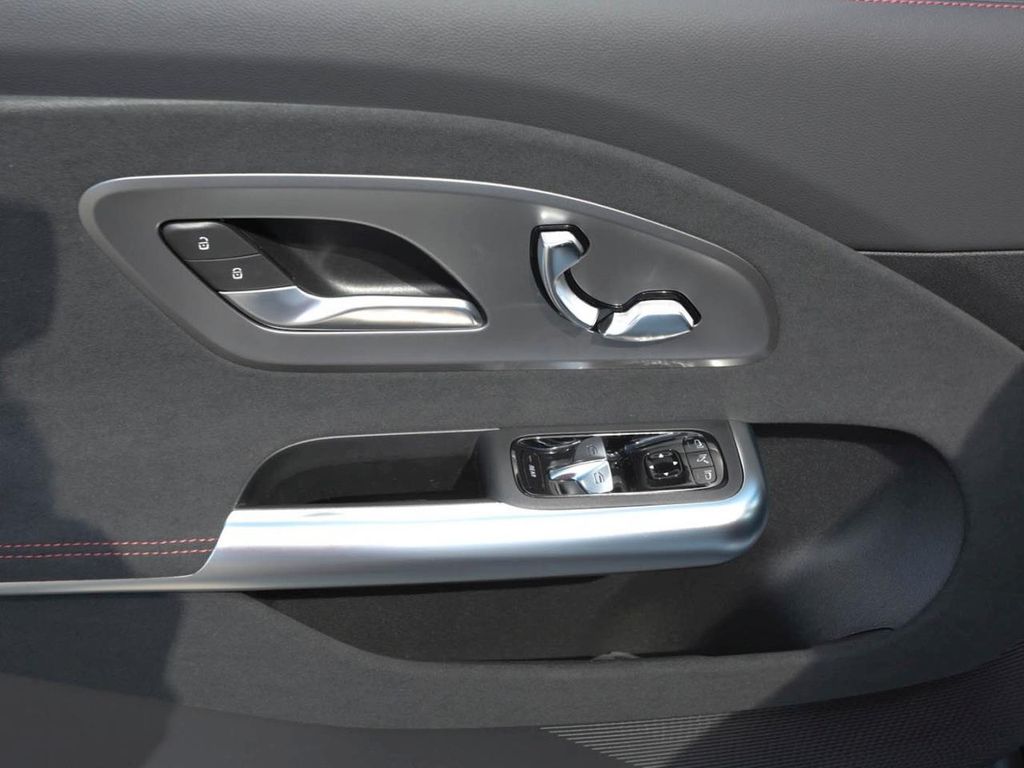 Mercedes-Benz CLA 250 2025