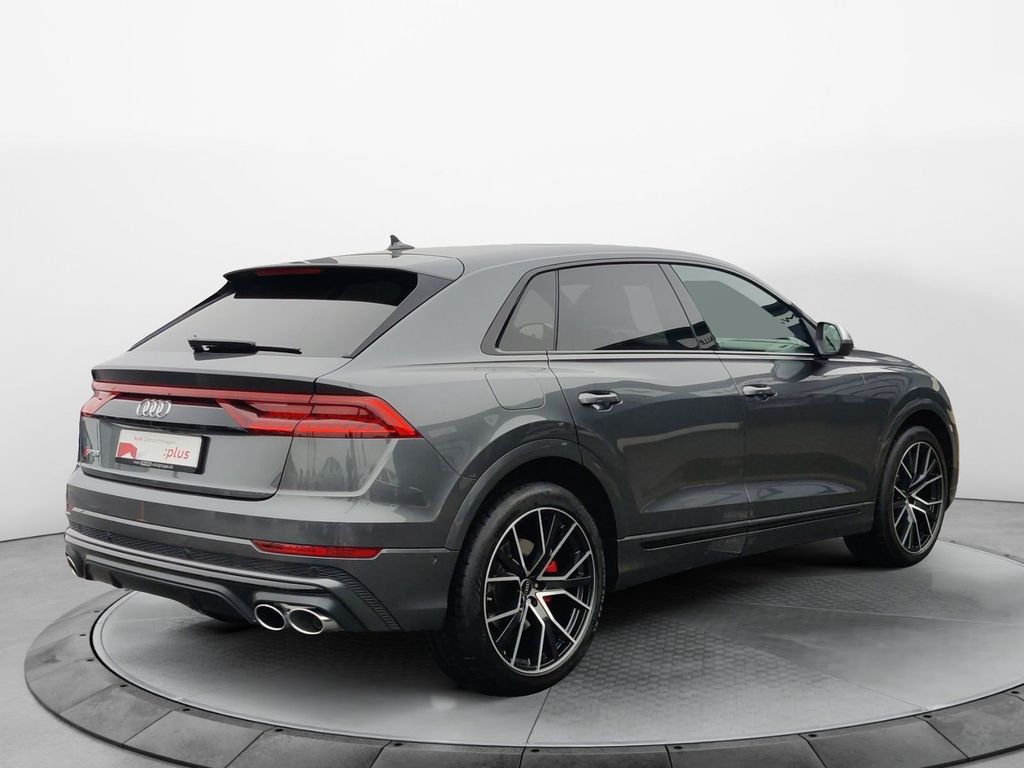 Audi SQ8 2024