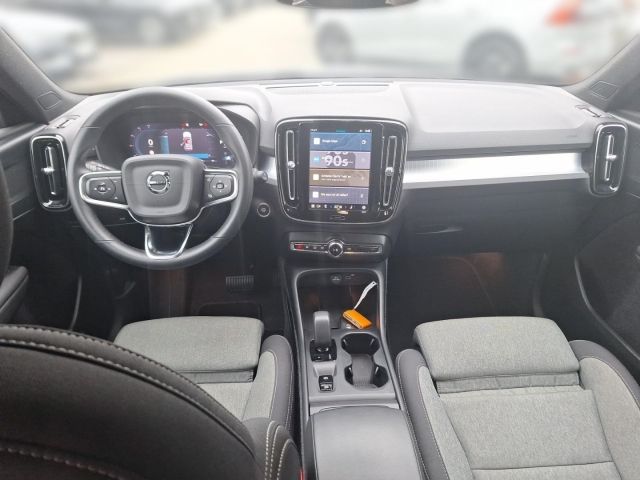 Volvo XC40 2024
