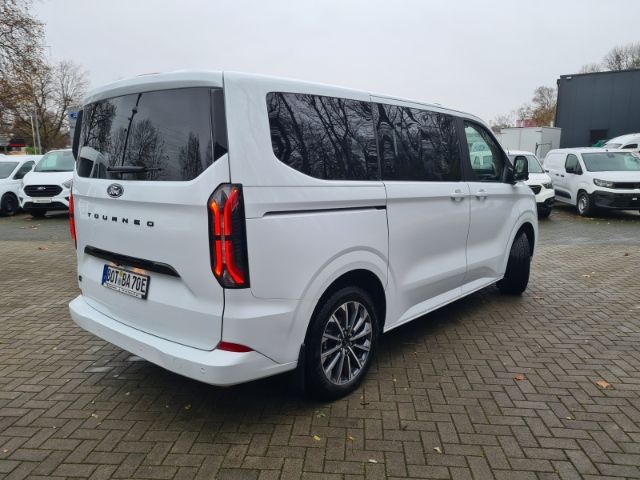 Ford Tourneo Custom 2024