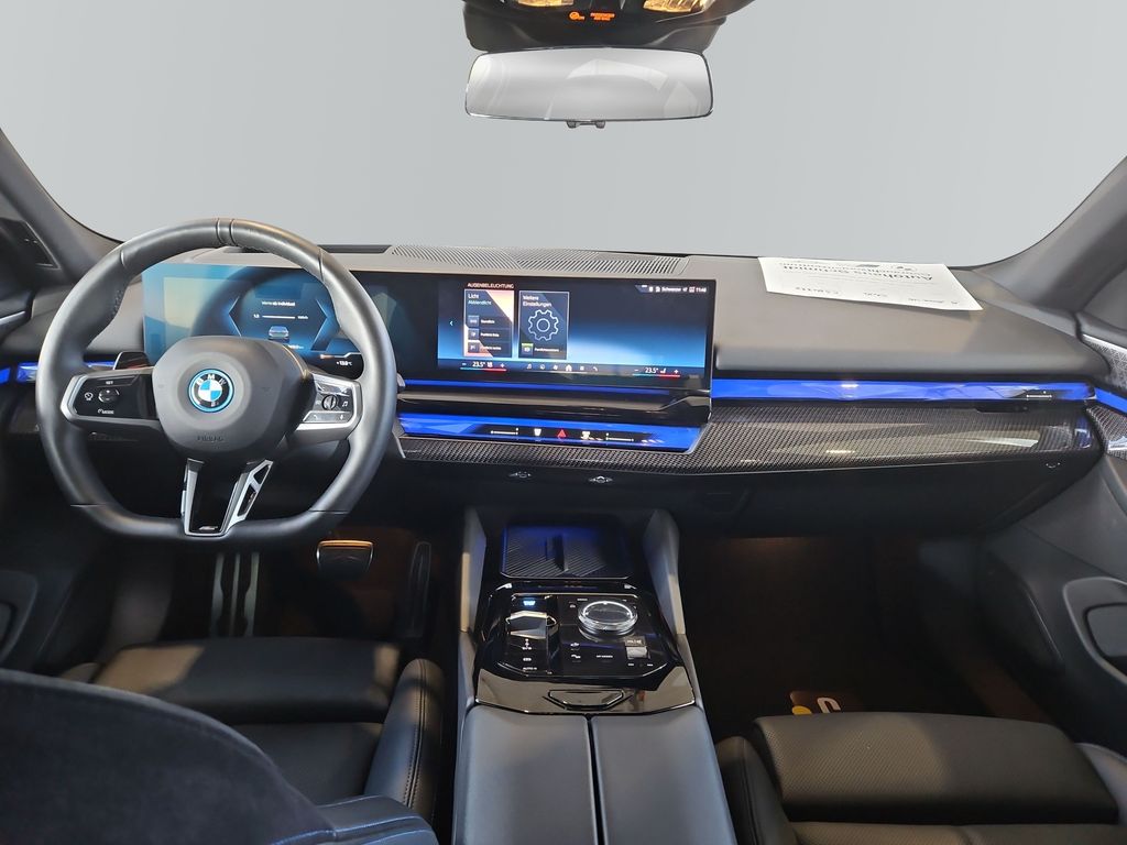 BMW i5 2024