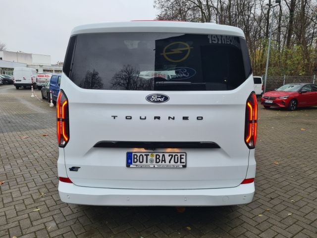 Ford Tourneo Custom 2024