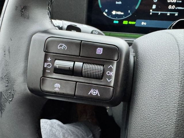 Hyundai SANTA FE 2025