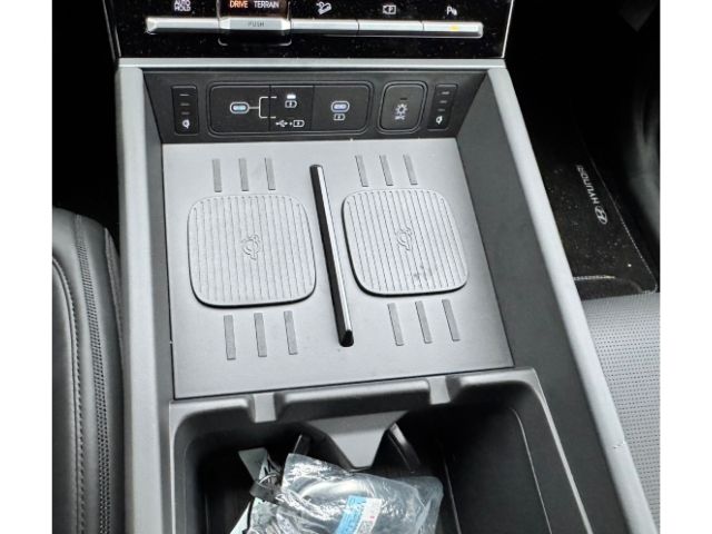 Hyundai SANTA FE 2025