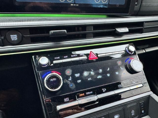 Hyundai SANTA FE 2025