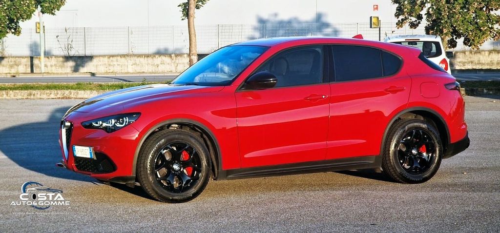 Alfa Romeo Stelvio 2023
