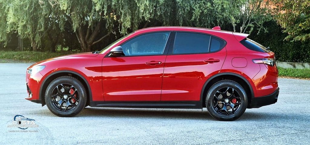 Alfa Romeo Stelvio 2023