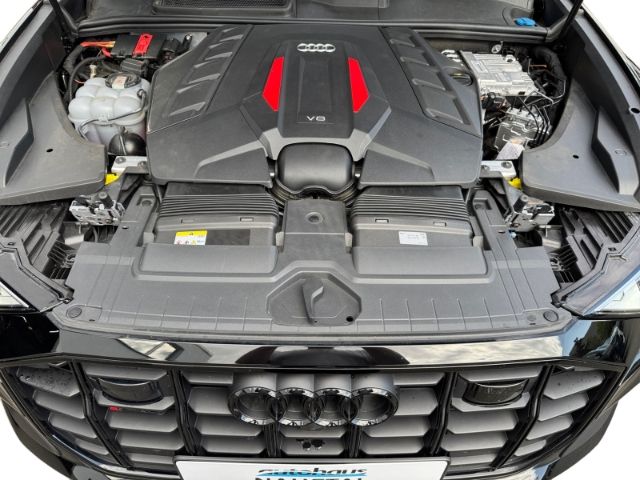 Audi SQ8 2024