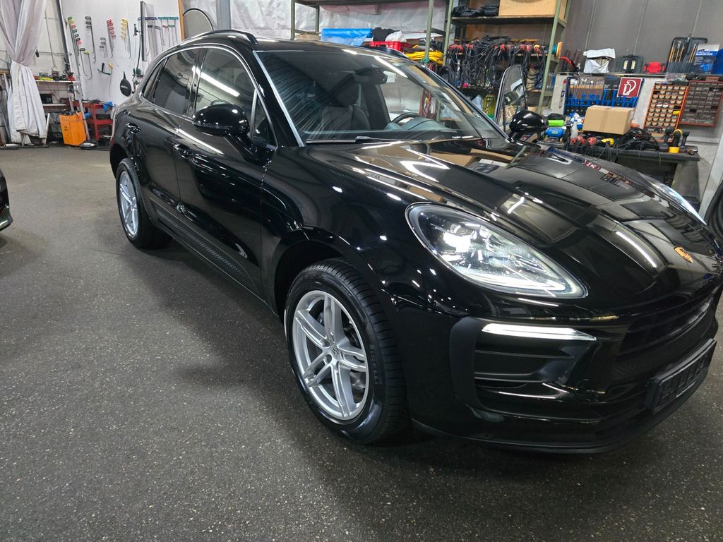 Porsche Macan 2022