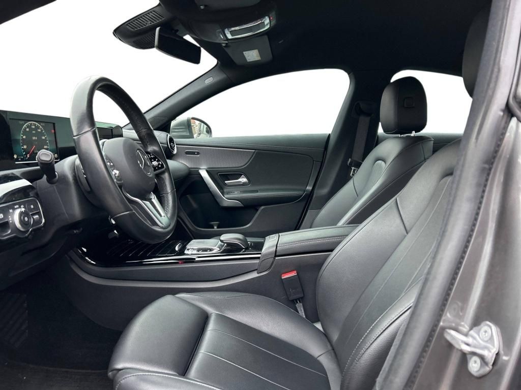 Mercedes-Benz CLA 200 2019