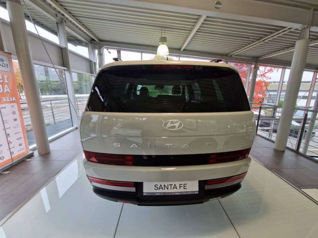 Hyundai SANTA FE 2025