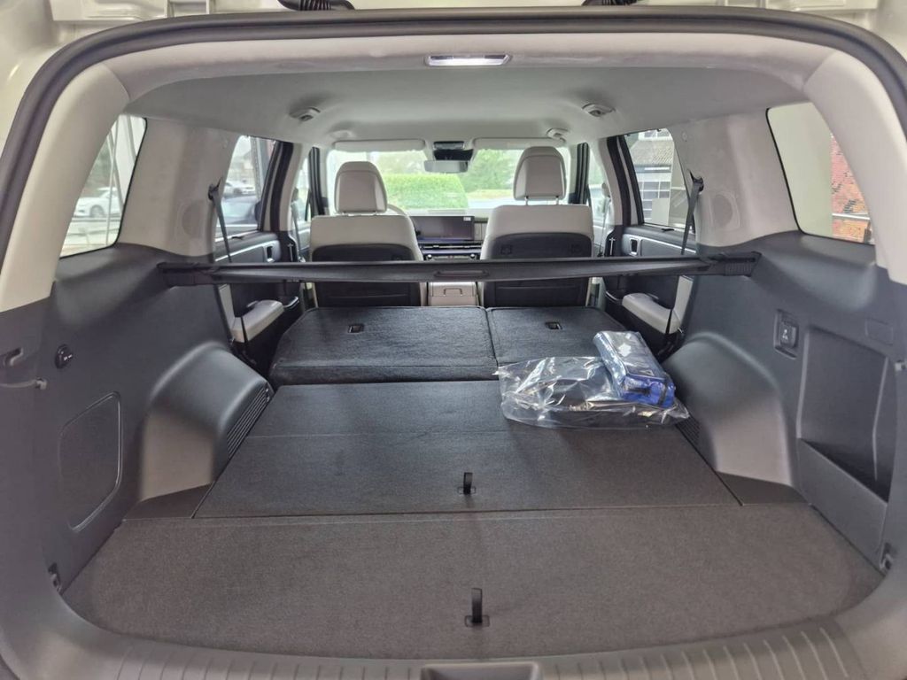 Hyundai SANTA FE 2025