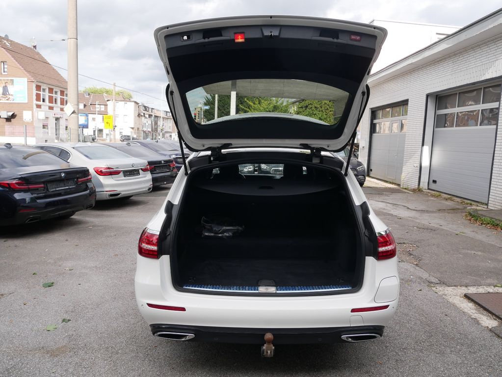 Mercedes-Benz E 300 2021