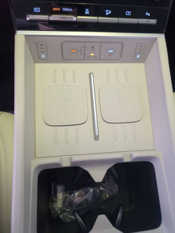 Hyundai SANTA FE 2025