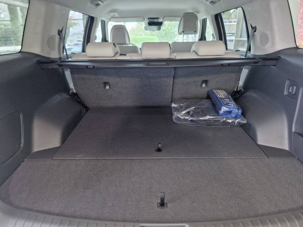 Hyundai SANTA FE 2025