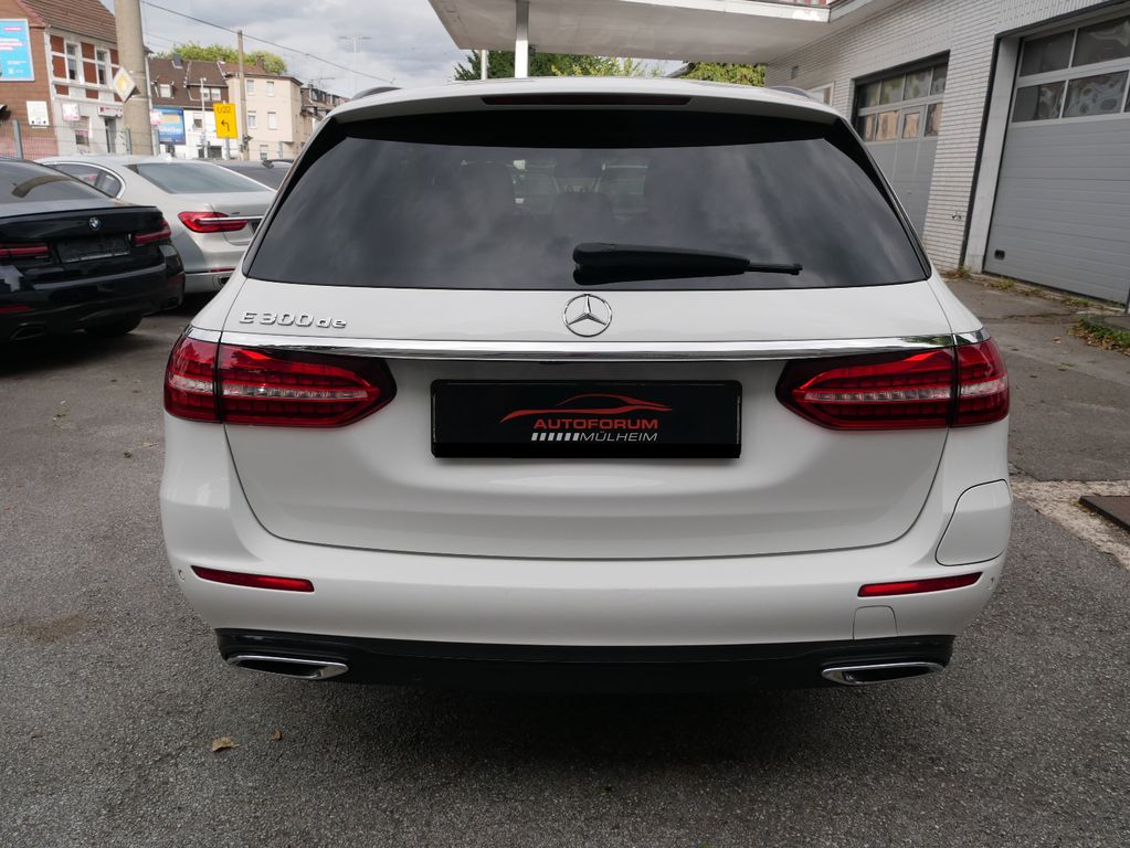 Mercedes-Benz E 300 2021