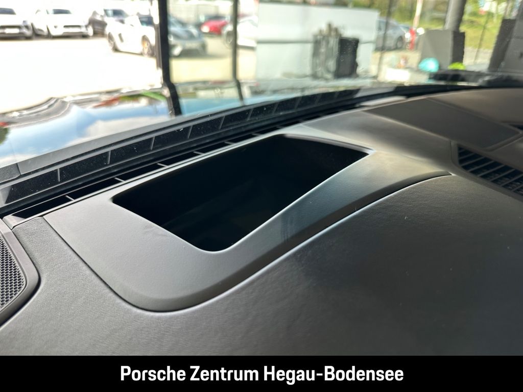 Porsche Cayenne 2022