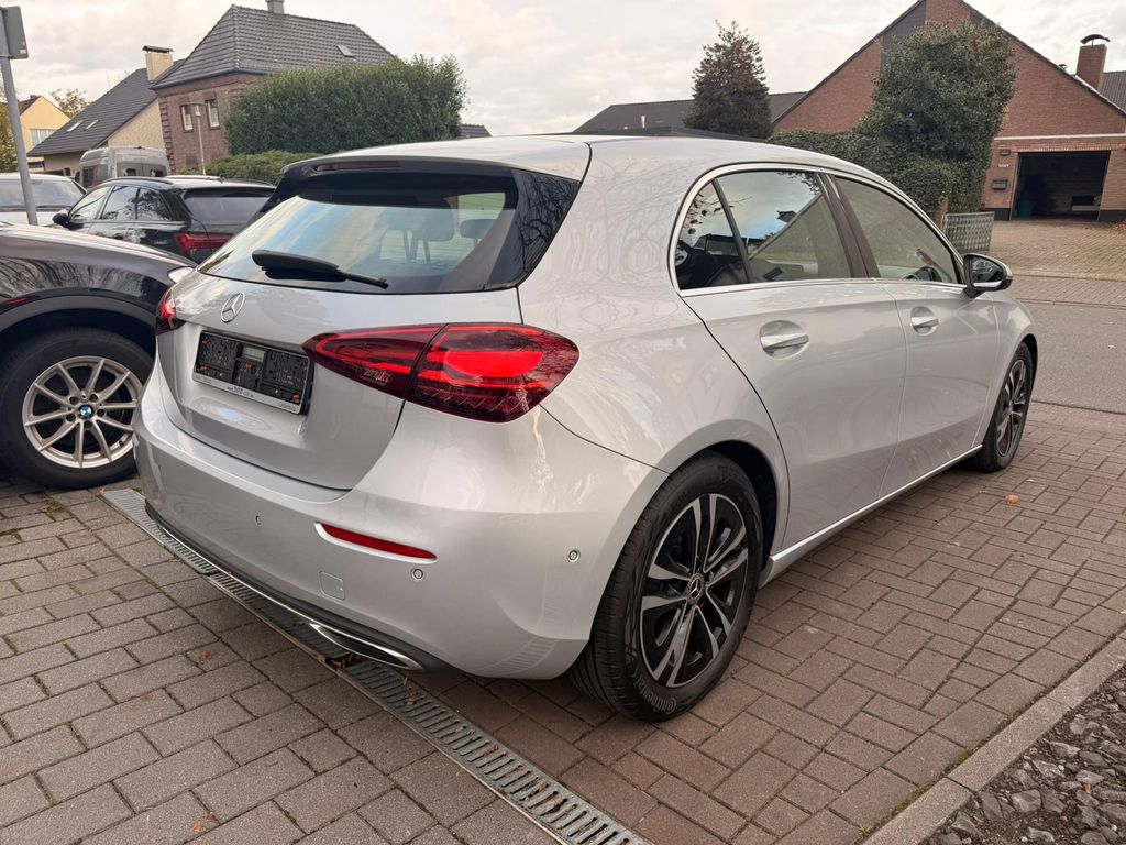 Mercedes-Benz A 200 2023